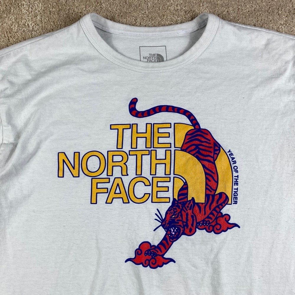 The North Face Mens Year of the Tiger Graphic T-Shirt Grey Large NF0A7R89 - Picture 2 of 11